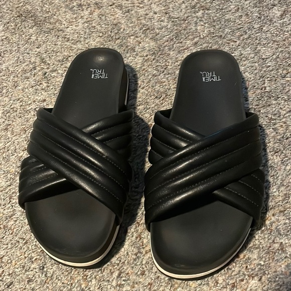 Women’s Black Slide Sandals - Picture 1 of 4